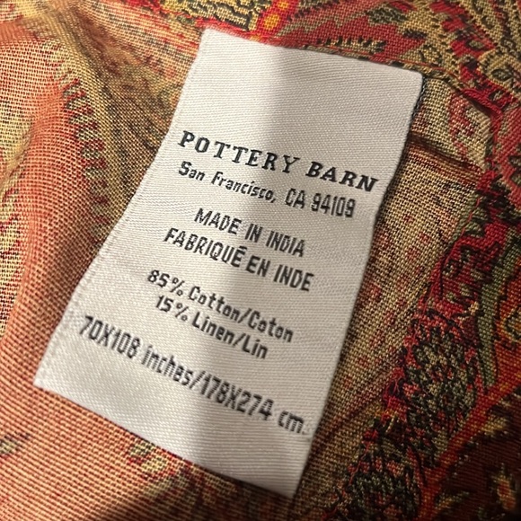 Pottery Barn Christmas paisley tablecloth
70 X 108 - Picture 3 of 4